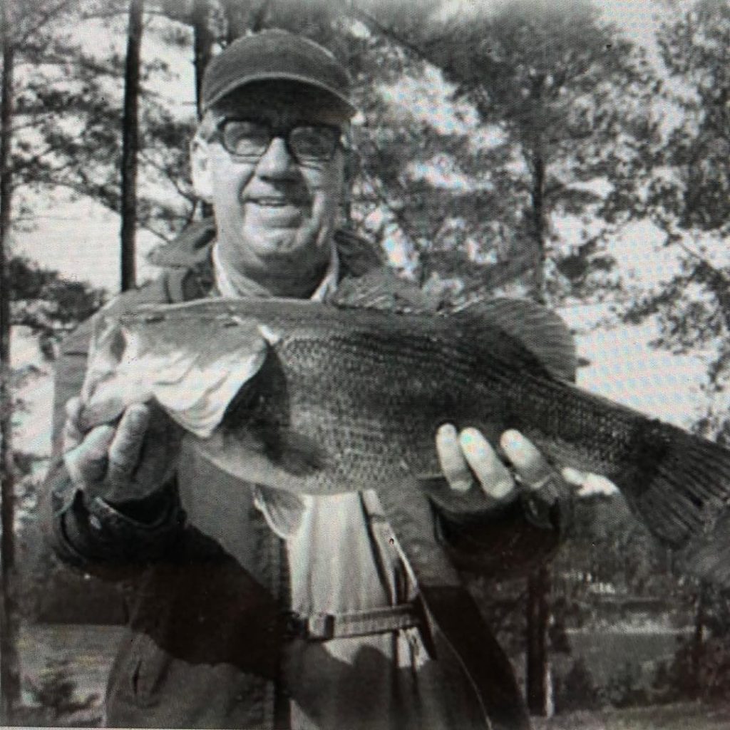 Fresh Water Fishing Hall of Fame to Induct Bill Lewis 